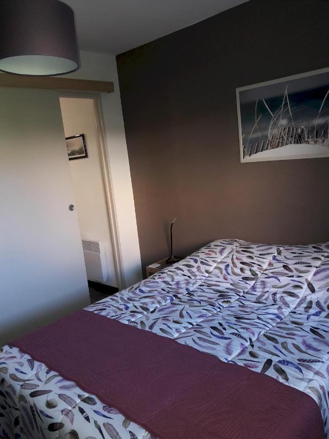 Charmant Studio Residence Avec Terrasse Jardin Au Centre De ヴァンヌ エクステリア 写真
