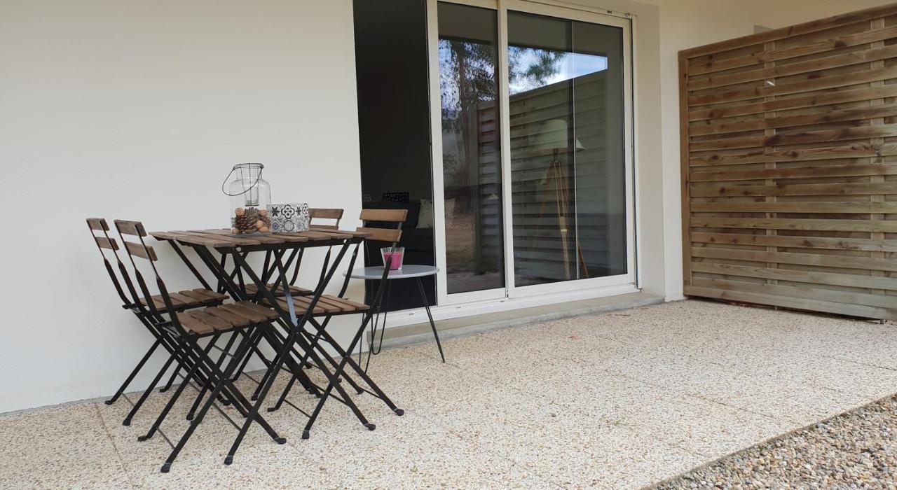 Charmant Studio Residence Avec Terrasse Jardin Au Centre De ヴァンヌ エクステリア 写真