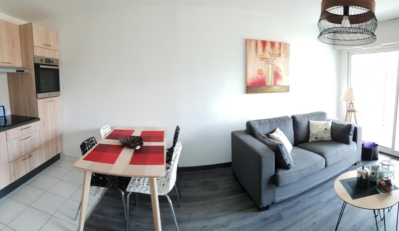 Charmant Studio Residence Avec Terrasse Jardin Au Centre De ヴァンヌ エクステリア 写真